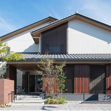 Grand Base Hakata Gofuku Lejlighedshotel Fukuoka  Eksteriør billede