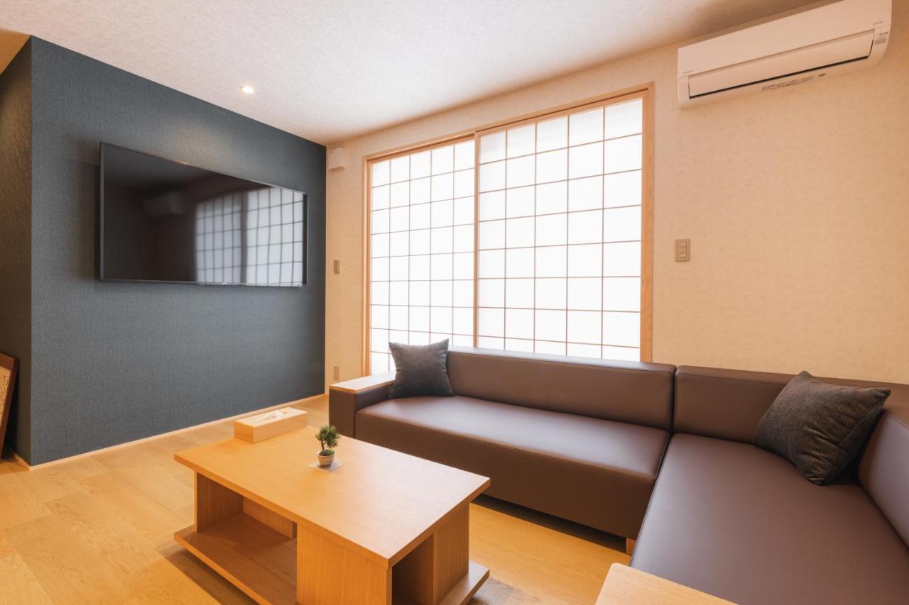 Grand Base Hakata Gofuku Lejlighedshotel Fukuoka  Eksteriør billede
