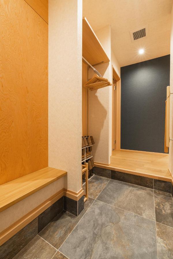 Grand Base Hakata Gofuku Lejlighedshotel Fukuoka  Eksteriør billede